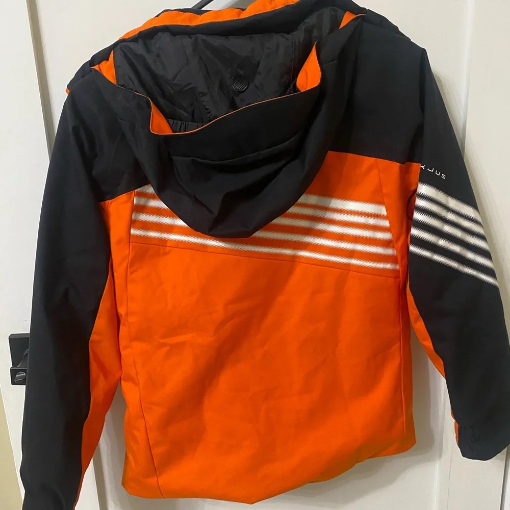 Jacket - Picture 3 of 4